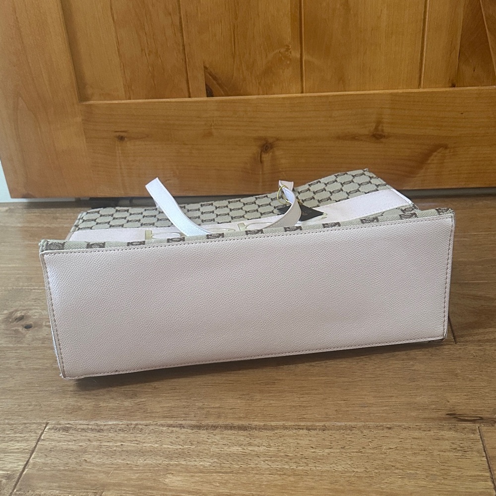 Bebe Serena Beige & Light pale Pink Patterned Tote new w tag silver logo zipper - Picture 11 of 11